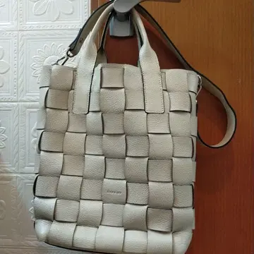 RIPANI 리버서블 가죽 뜨개질 백