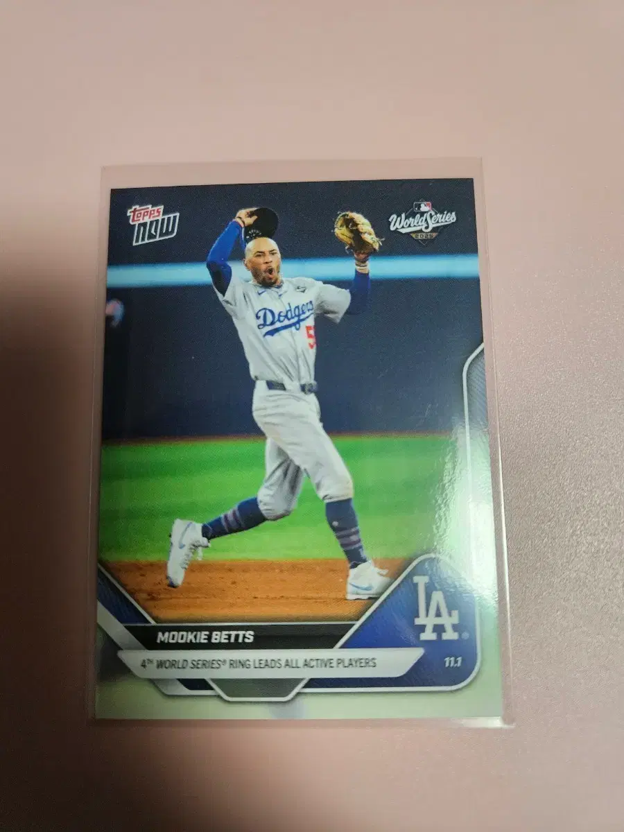 무키 베츠 2025 Topps Now 현역 최다 우승 4회 기념