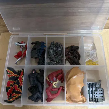 HG 울트라맨아크 괴수 8체 세트