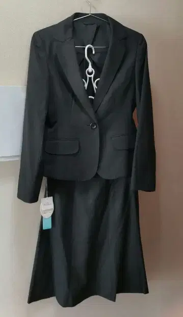 새상품 워셔블 스트레치 비즈니스 정장 9호 M