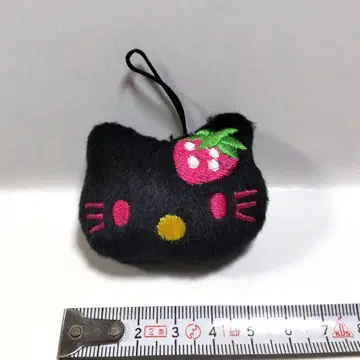 [ 익명 배송 ] 헬로키티 블랙 이치고 봉제 인형 스트랩 레트로