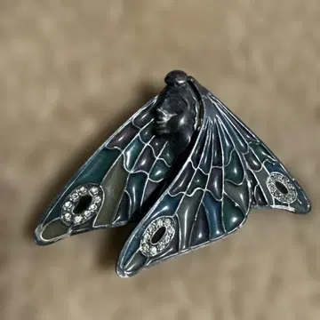 쇼와 레트로 나비 모양 브로치