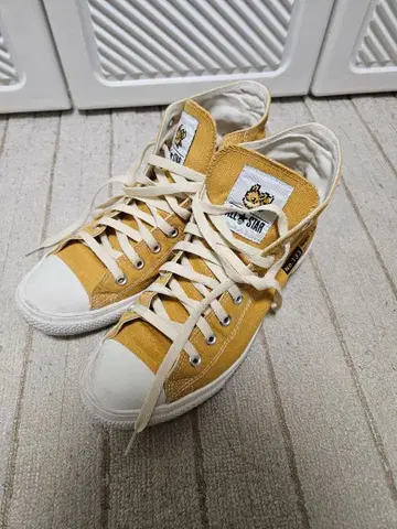 컨버스 포켓몬 스니커즈 이브이 27cm 상자 없음