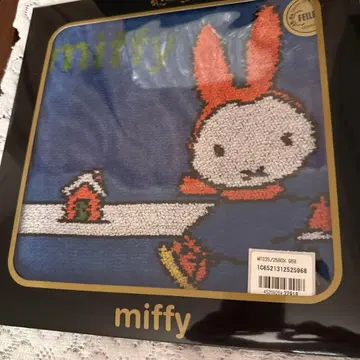 페이러 미피 인 더 스노우 손수건