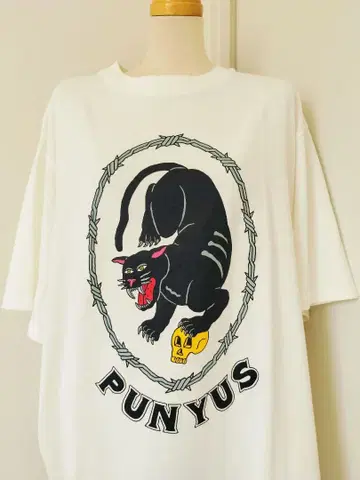 PUNYUS T셔츠 (미사용 새상품)