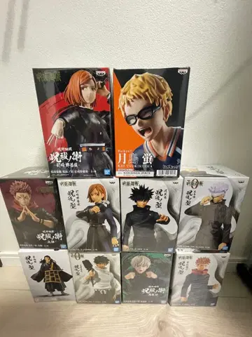 주술회전 피규어 세트와 츠키시마 케이