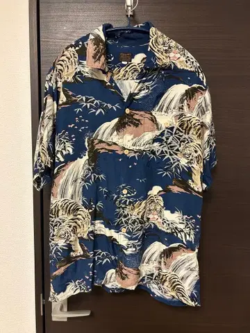 DeLuxeWare 하와이안 셔츠 L 사이즈 호랑이 무늬