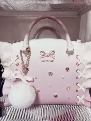 레이스업 하트 비쥬 그라데이션 플러터 사만사 베가