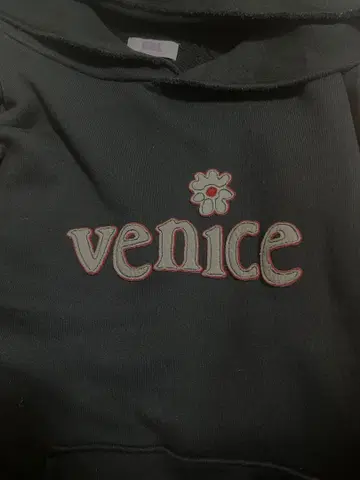 ERL 베니스 후드티