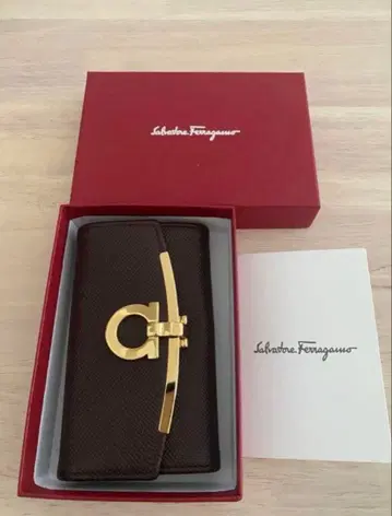 Salvatore Ferragamo 브라운 가죽 키케이스
