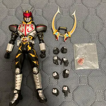 S.H.Figuarts 가면라이더 카리스