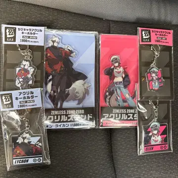 젠레스 존 제로 라이카 엘렌 훼미리마트 아크릴 스탠드 세트