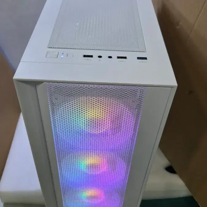 i5-12400F/RTX-3070Ti/16G /NVME500G/ 화이트