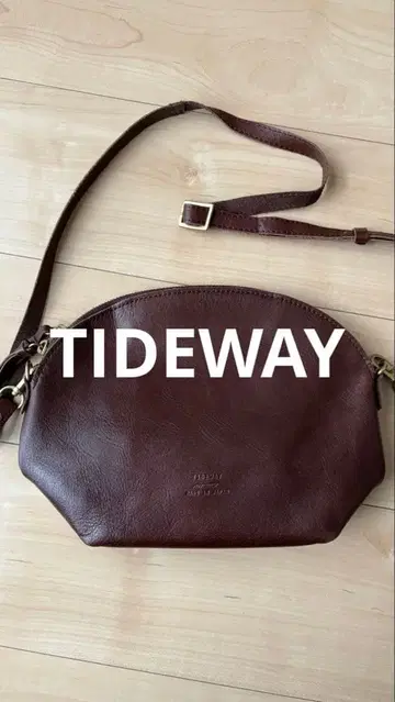 TIDEWAY 브라운 숄더백