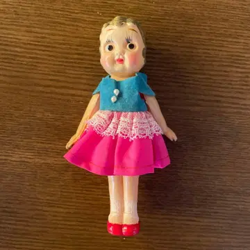 셀룰로이드 인형 쇼와 레트로