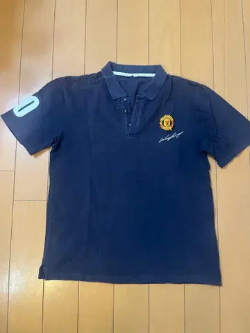 맨체스터 유나이티드 피케 셔츠 M 사이즈 네이비