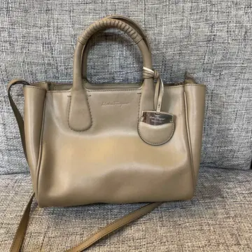 페라가모 노리타 2way 숄더백