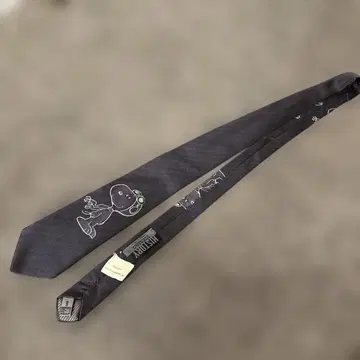 스누피 피넛 넥타이 실크 100% ICEBERG