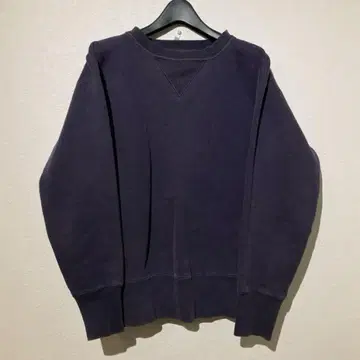 [ mccoy ] 양V 맨투맨 빈티지 네이비