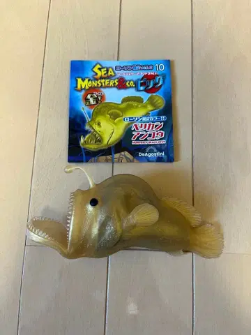 씨몬스터즈&co. 펠리칸안코 로손 한정 컬러 골드 금