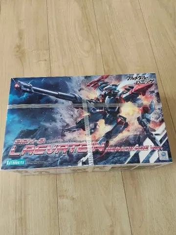 1/60 풀메탈 패닉! ARX-8 레바테인 리패키지 Ver.