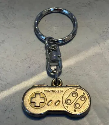 [ 당시물 ] 슈퍼 패미컴 컨트롤러형 키링