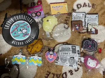 산리오 가챠 시나모롤 쿠로미 폼폼푸딩 키티 메르헨 공방