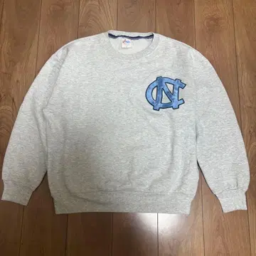 Majestic 노스캐롤라이나 타힐스 트레이닝복