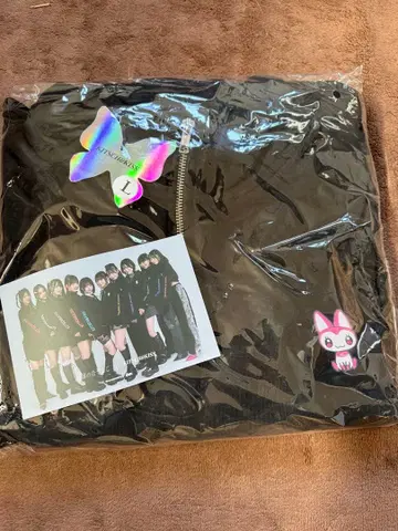 타카네노 나데시코 하시모토 모모코 60% 콜라보 후드티