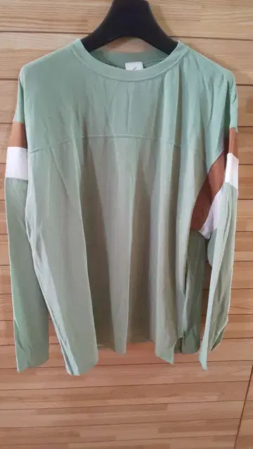 6(ROKU) 민트 그린 긴팔 컬러 블록 티셔츠