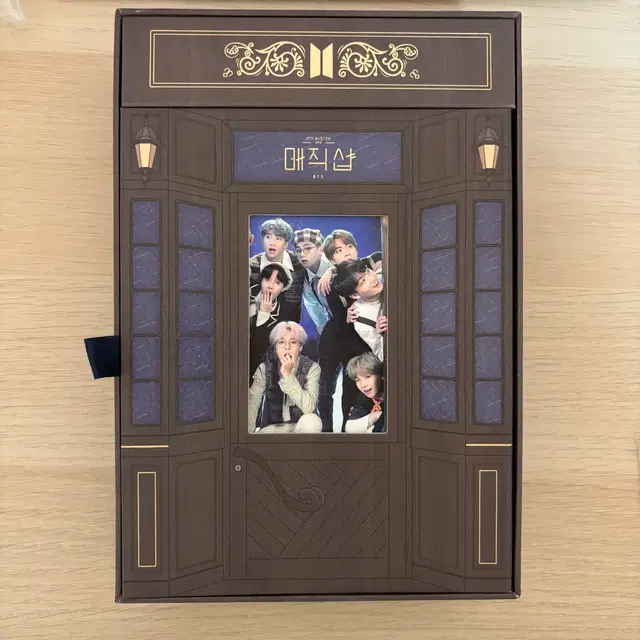 방탄소년단 2019 5기 머스터 매직샵 DVD + 뷔 포토카드