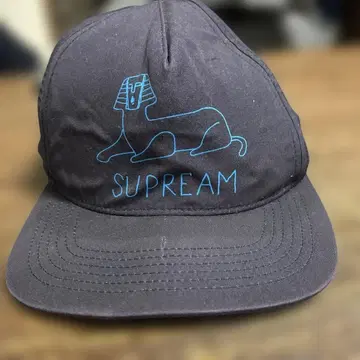 SUPREAM 개 자수 캡 블랙