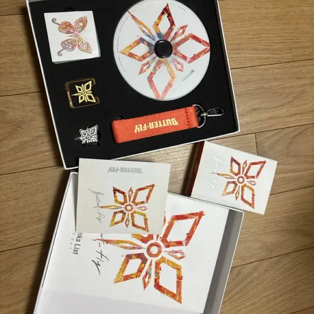 디지몬 버터플라이 앨범 한정판 굿즈 세트