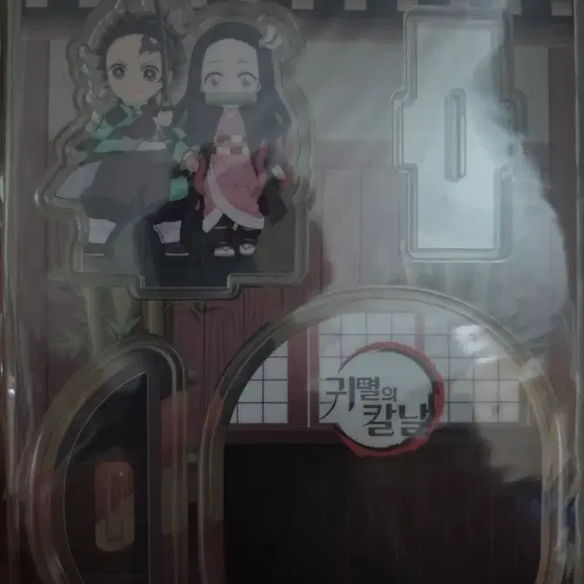 귀멸의 칼날 팝업스토어 오뚝이 아크릴 스탠드 탄지로 네즈코