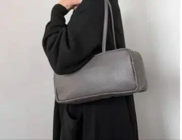 a 아 플루트백 주름 그레이 숄더 가죽백