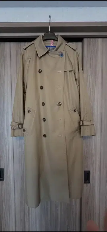 아쿠아 스큐텀 오쿠사 나오코 콜라보 트렌치 사이즈 8