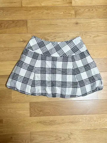 ARIES 체크 무늬 스커트