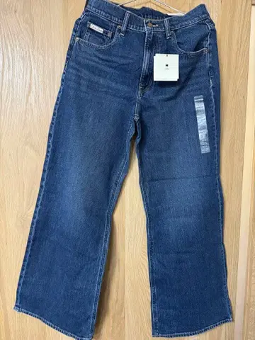 2일간 한정 판매! Calvin Klein 와이드 레그 데님 30R
