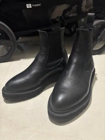 DIEMME 블랙 가죽 사이드 고어 부츠