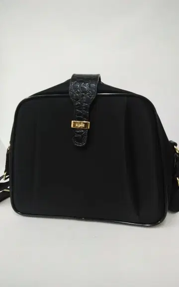 비세 바디 숄더 미사용품