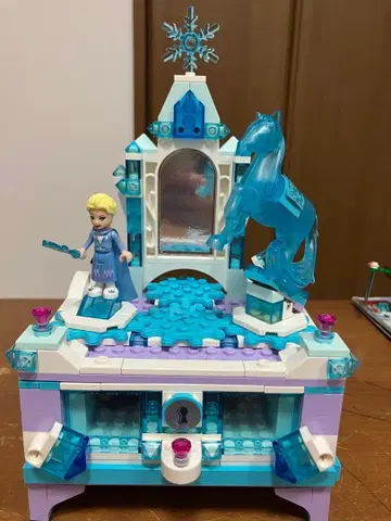 LEGO Frozen II 41168 엘사의 얼음 성