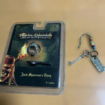 캐리비안의 해적 데드맨즈 체스트 끈 포함 반지 잭 스패로우