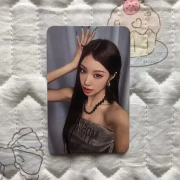 이즈나 izna Mamma Mia 1주차 사전예약 트레이딩 카드 정운