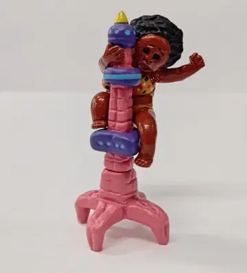 데하라 유키노리 단지와 여자 전파탑형 단지의 여자 정보상 요네