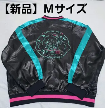 [새상품] 여성용 스카잔 M 사이즈 (하츠네 미쿠 x 시나모롤)