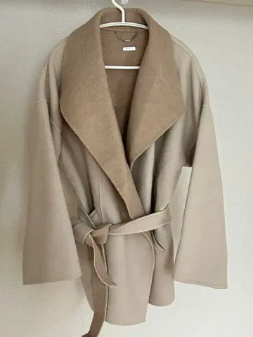 [새상품급] 마시모 두띠 베이지/카멜 계열 여성용 울 코트