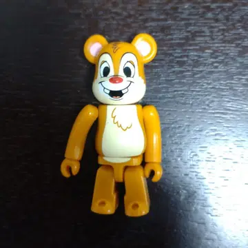 BE@RBRICK 100% CHIP & DALE 큐브릭, 피규어
