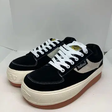 미사용 새상품 노스웨이브 에스프레소 블랙 23cm