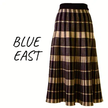 BLUE EAST (블루이스트) 체크 무늬 플리츠 니트 롱 스커트