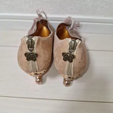 미사용 새상품 ANNA SUI 리본 포함 베이지 펌프스